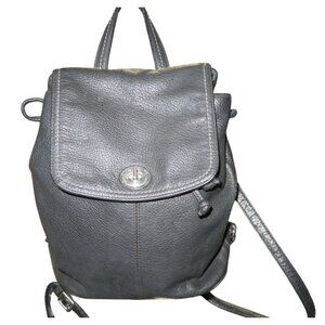 Coach Park Black Pebbled Leather Backpack Daypack Turn lock F24385